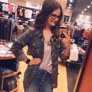 Meet your Posher, Samantha